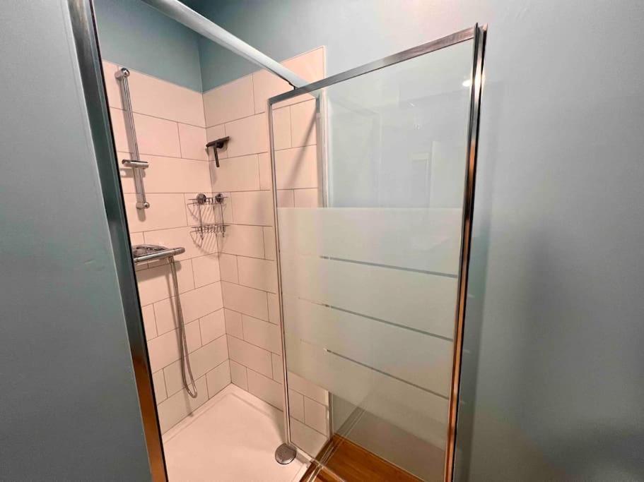 Appartamento Le Retro Chic - Grand Duplex Pour 6 Dans Le Centre Liegi Esterno foto