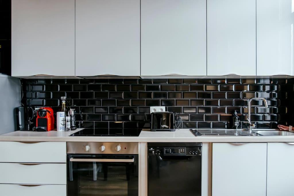 Appartamento Le Retro Chic - Grand Duplex Pour 6 Dans Le Centre Liegi Esterno foto