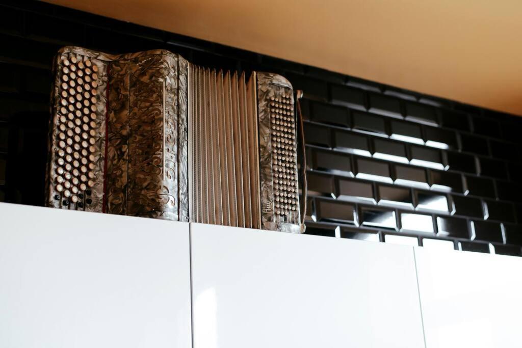 Appartamento Le Retro Chic - Grand Duplex Pour 6 Dans Le Centre Liegi Esterno foto